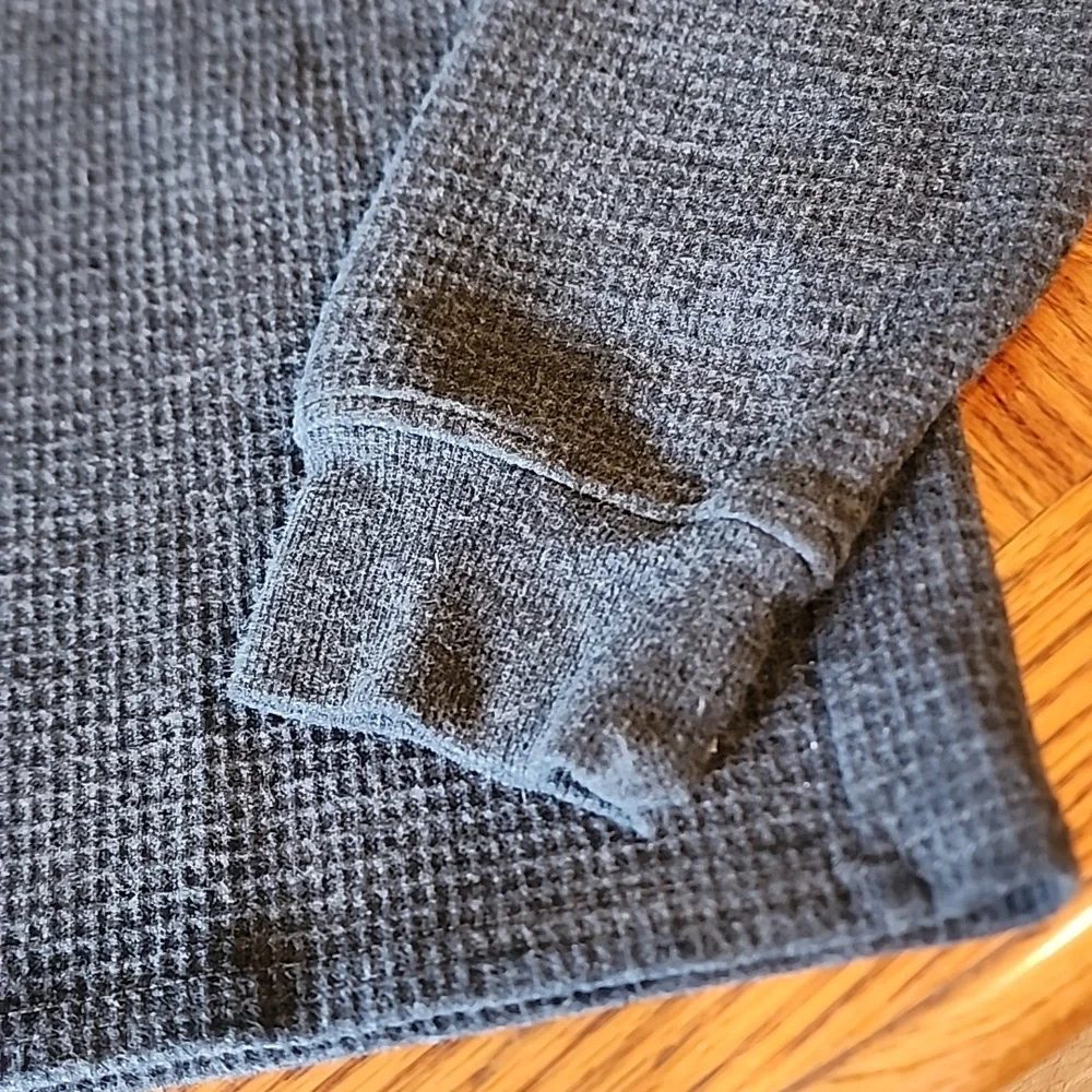 Free Country pullover - Picture 3 of 7